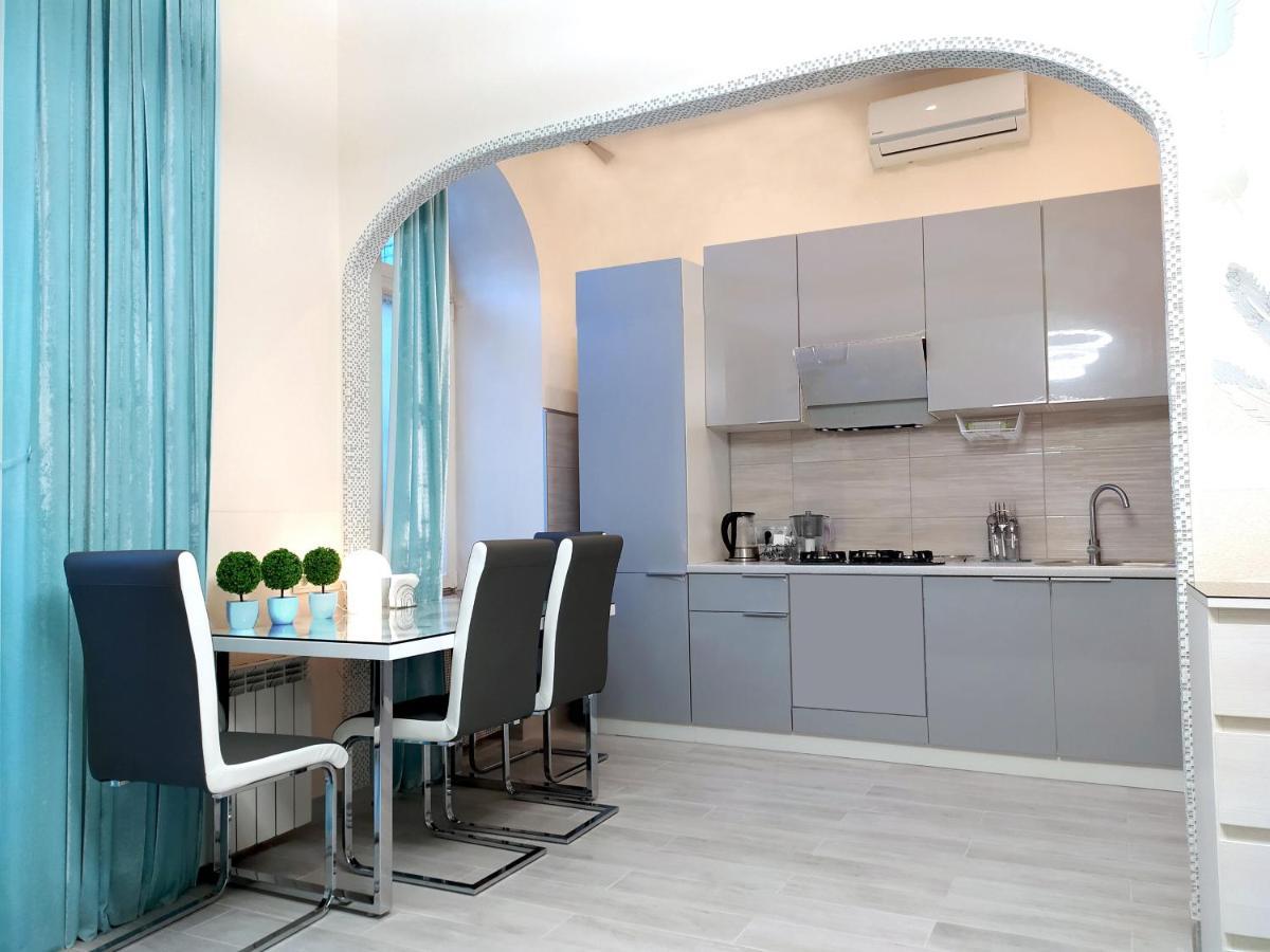 Apartment Luxury Centre Located Kiev Dış mekan fotoğraf